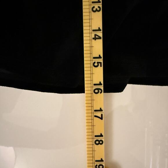 Hot Topic Black Velvet Lace Up Mini Skirt Small Goth Grunge Emo Dark Academia - Picture 7 of 7